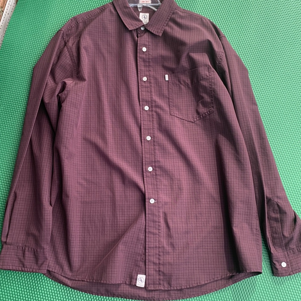 AIGLE mens button down shirt